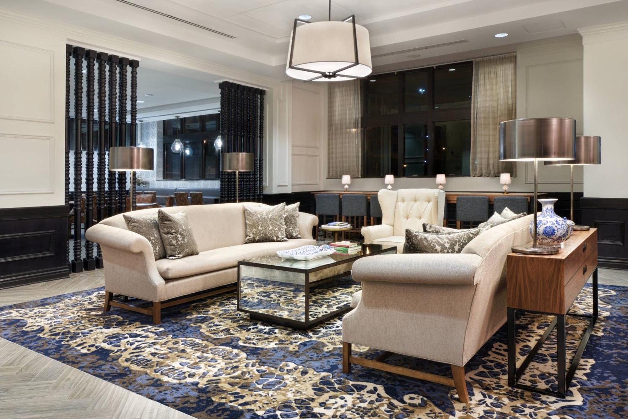 Residence Inn By Marriott Richmond Downtown Экстерьер фото